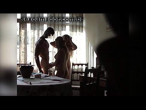 ❤️ Sexveninder inviterer en kæmpe mand og en trekant med ham Porno at da.mailkassa.ru ️